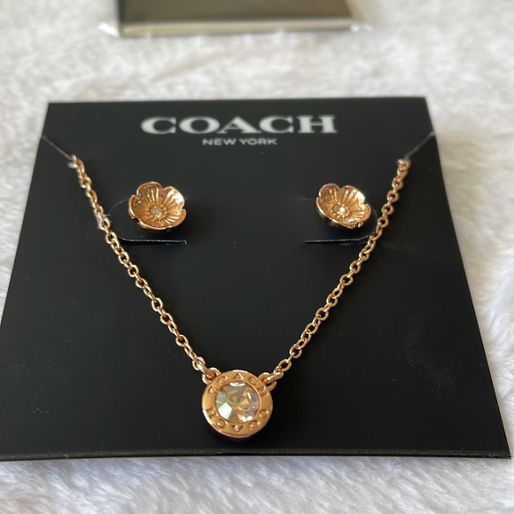Coach open circle necklace and tea rose stud set. - Picture 4 of 4